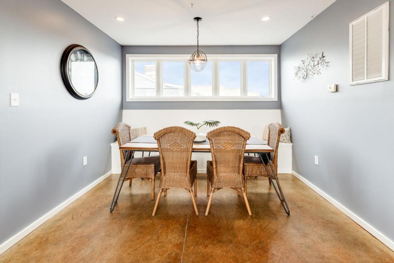 Walk Score 90!!-Historic Downtown District-2 Blocks To Famous Forsyth Park- Huge Private Patio-Private Parking Саванна Экстерьер фото