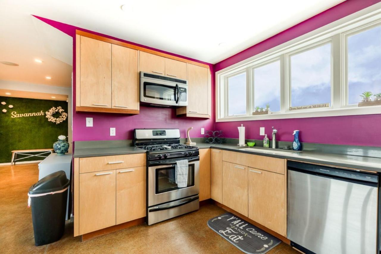 Walk Score 90!!-Historic Downtown District-2 Blocks To Famous Forsyth Park- Huge Private Patio-Private Parking Саванна Экстерьер фото