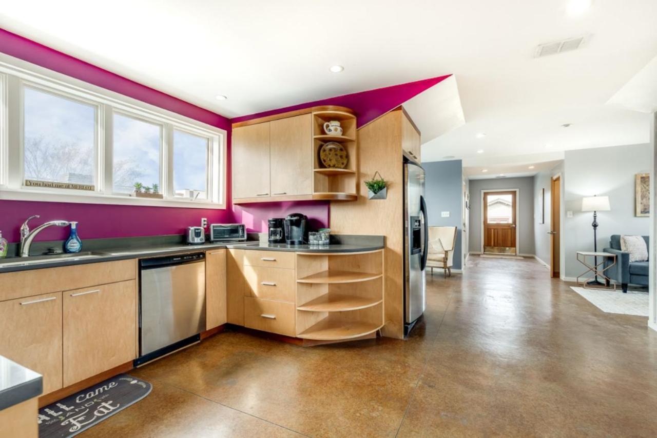 Walk Score 90!!-Historic Downtown District-2 Blocks To Famous Forsyth Park- Huge Private Patio-Private Parking Саванна Экстерьер фото